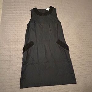 Ann Taylor LOFT Black Sleeveless Shift Dress w/Front Pockets (size 10)